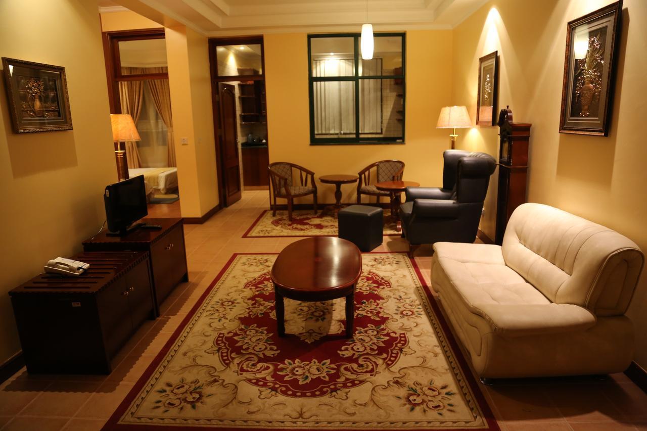 Gold Crest Hotel - Arusha Exterior foto